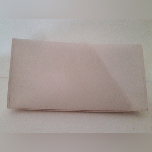 GIVENCHY  Cosmetics Cream Pouch - Picture 6 of 7